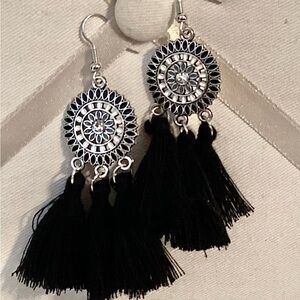 NWOT Elegant Black and Silver Boho Tassel Earrings